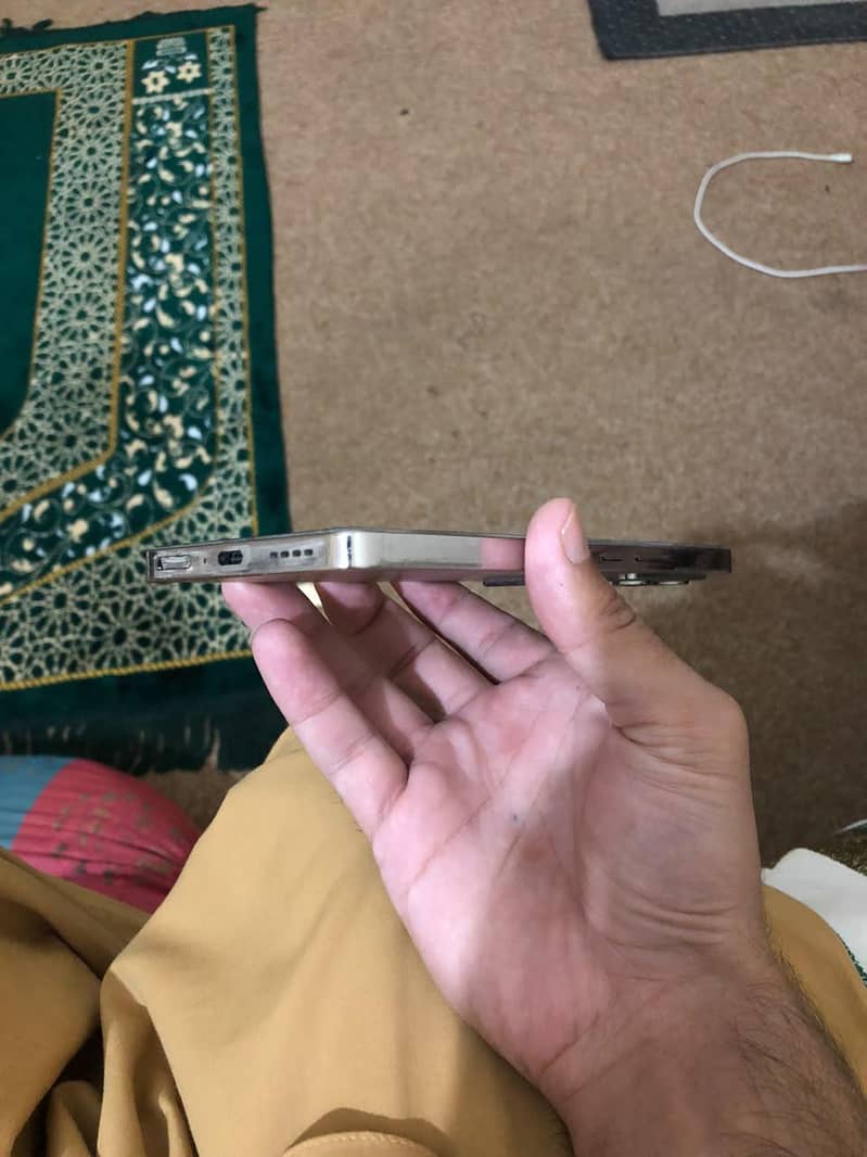 Infinix note 40 5