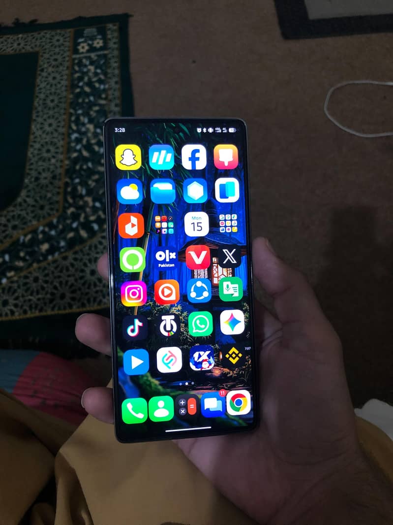 Infinix note 40 10