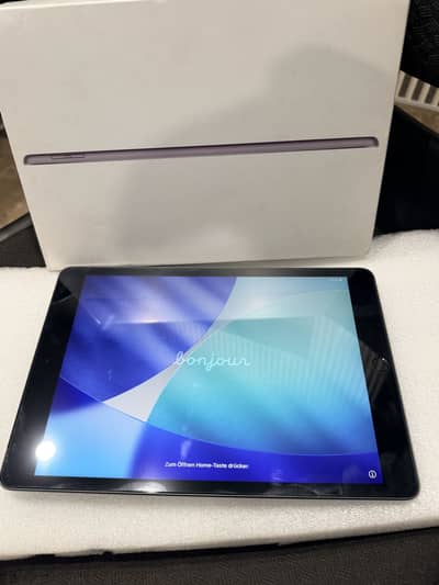 Apple iPad 9th Generation Cellular + WiFi 64GB | Excellent Condition