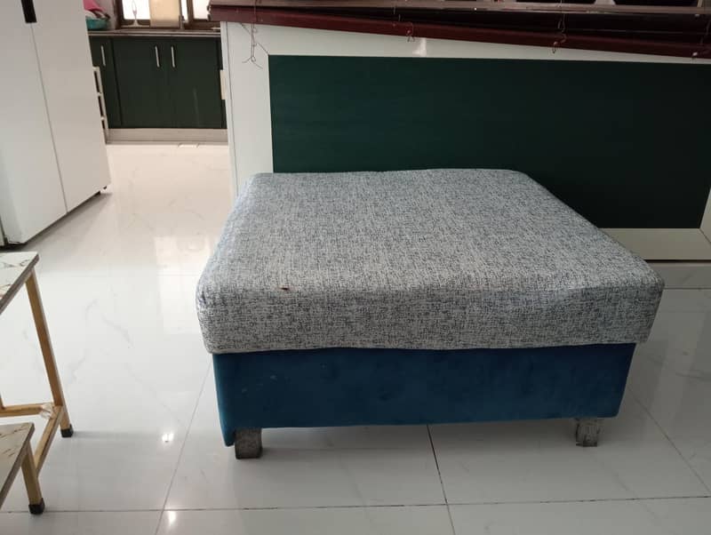 Modern L-Shape Sofa Set (بہت مناسب قیمت پر) 2