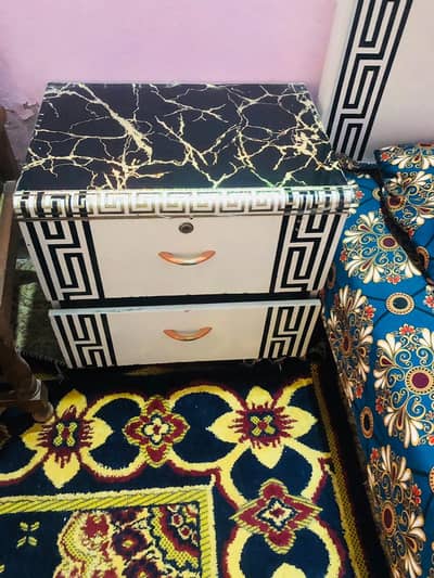 Bed side tables dressing