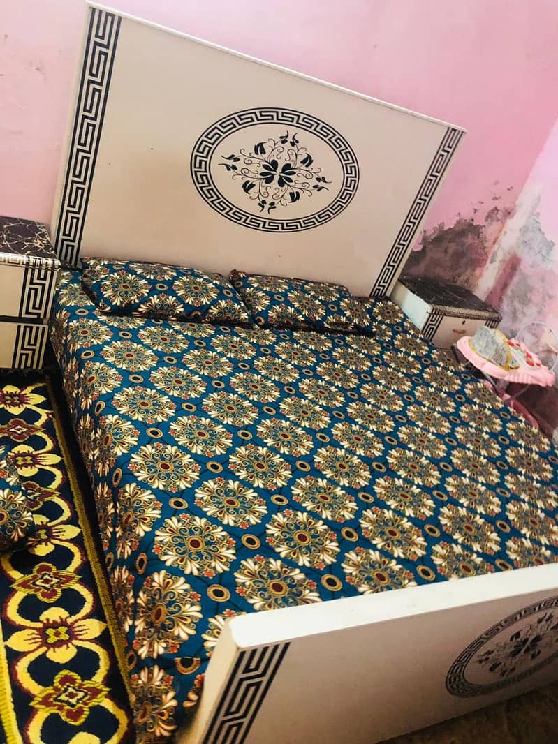 Bed side tables dressing 3