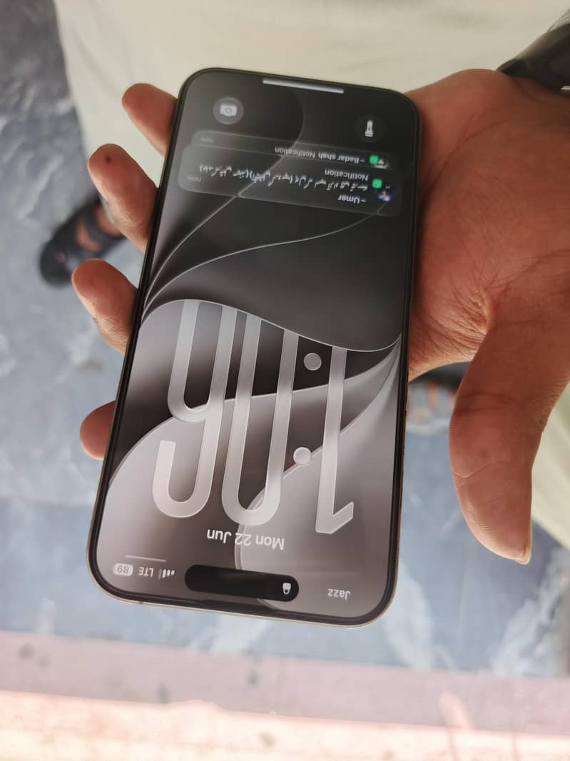 Apple iPhone 15 Pro Max 8
