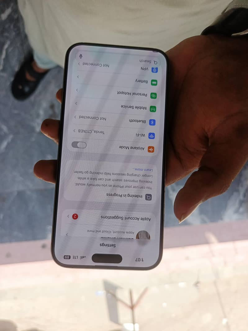 Apple iPhone 15 Pro Max 9
