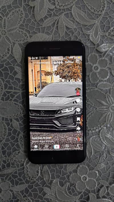 Apple iPhone SE