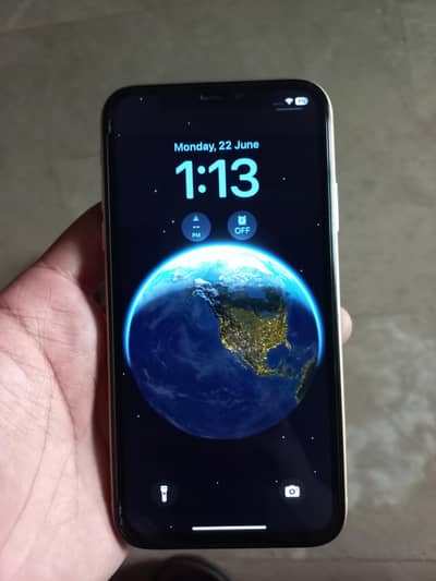 Apple iPhone XR