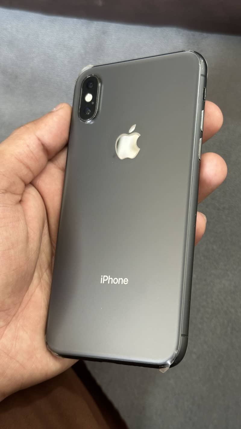 Apple iPhone XS 0