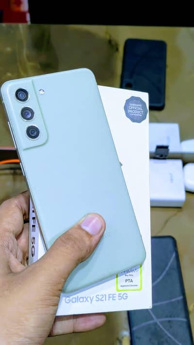 Samsung Mobile S21 FE