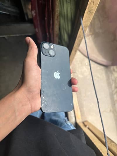 Apple iPhone 13