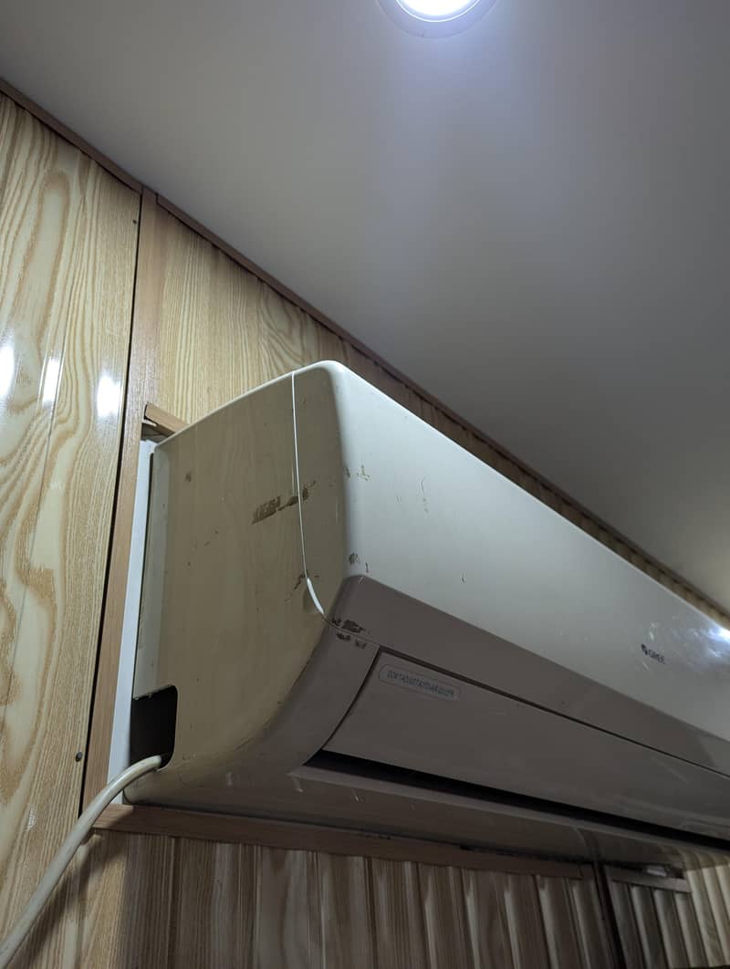 condition 8/10 full working condition 1