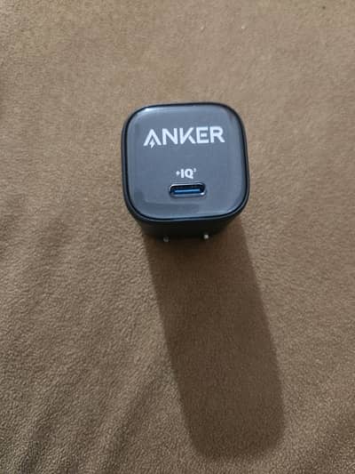 anker zolo 30 watt