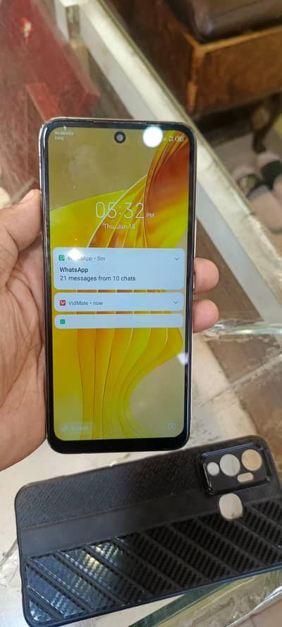 Infinix Hot 12 Play