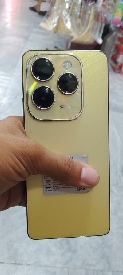 Infinix Hot 40 Pro