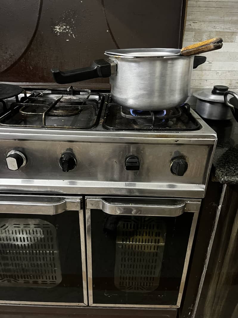Cooking range 1