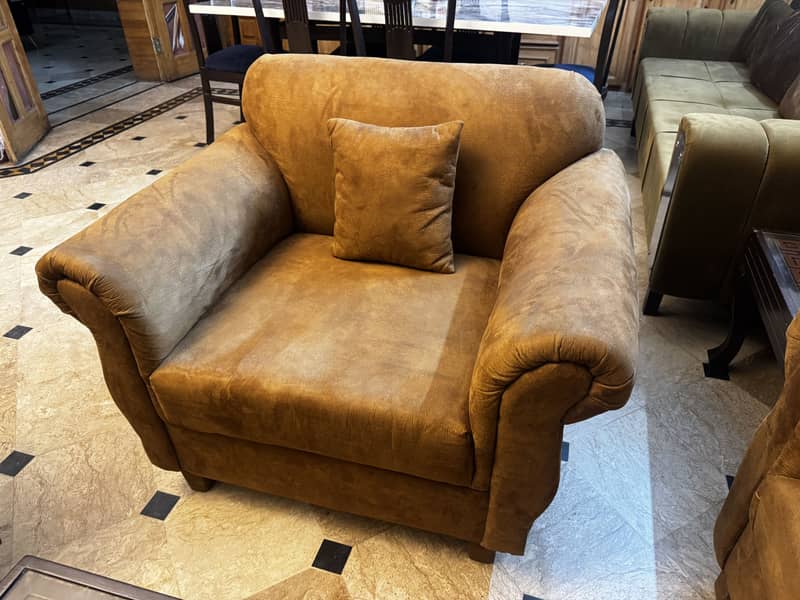 Sofa with tables 2
