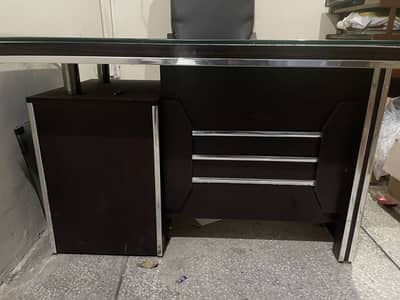 Office table