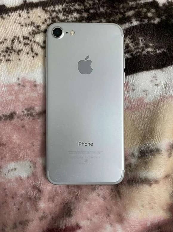 Apple iPhone 7 Plus 0