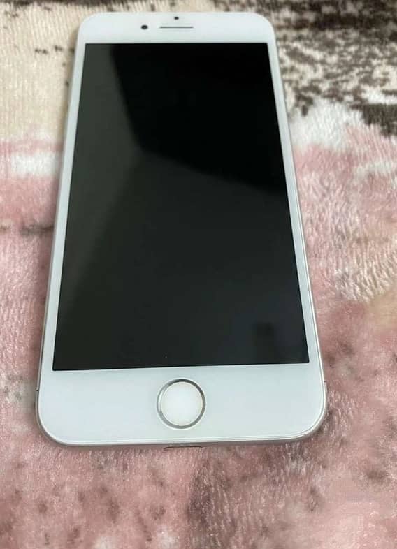 Apple iPhone 7 Plus 1
