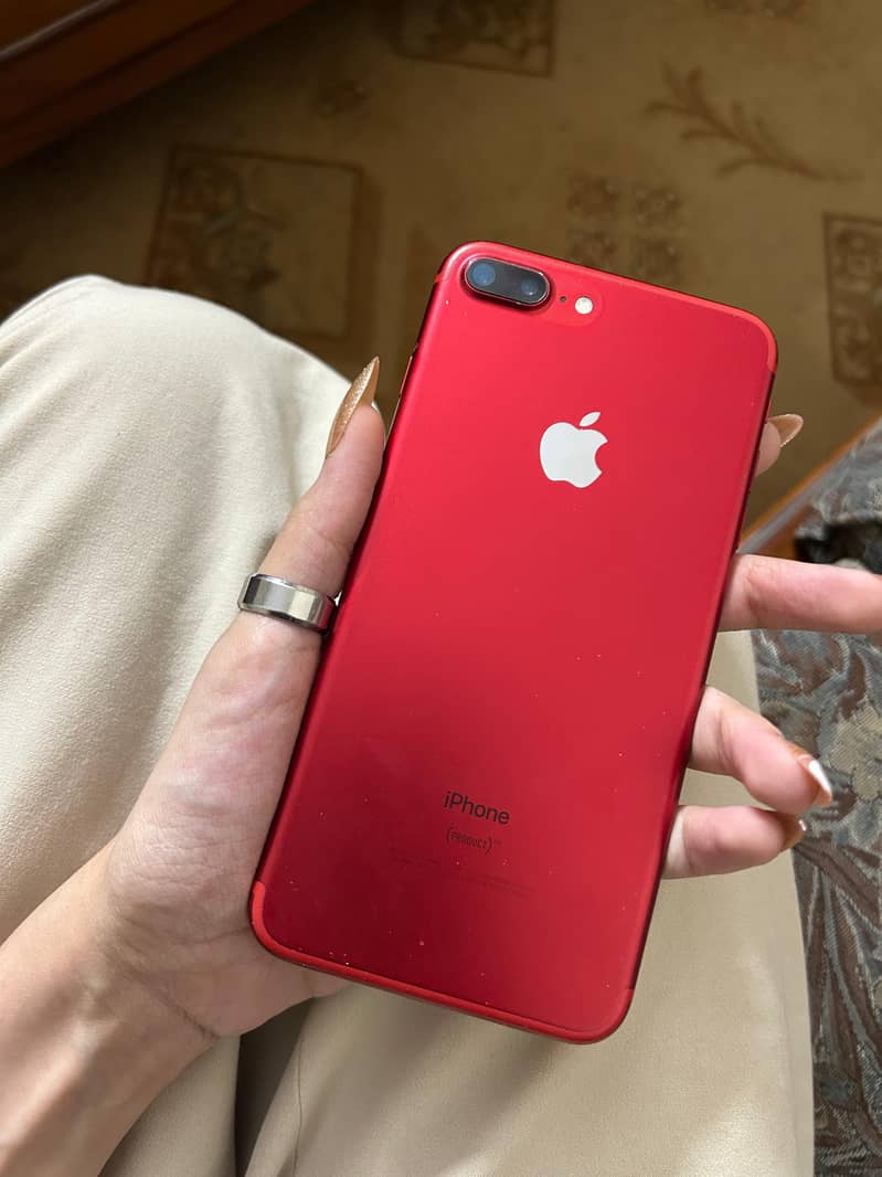 Apple iPhone 7 Plus 2