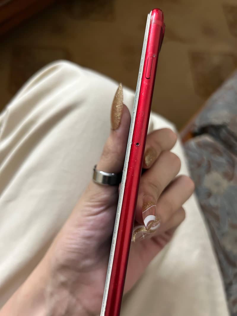 Apple iPhone 7 Plus 6
