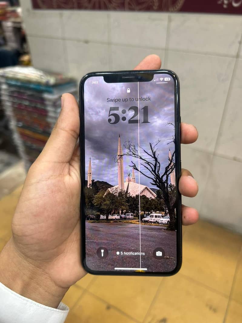 Apple iPhone X 6