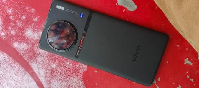Vivo X90s