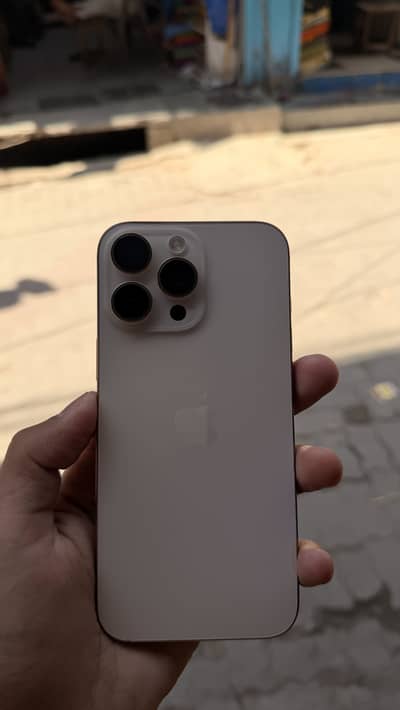 Apple iPhone 16 Pro Max