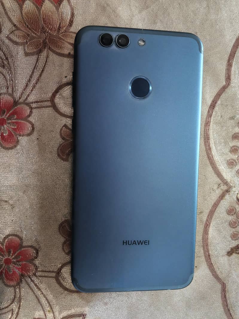 Huawei Nova 2 Plus 0