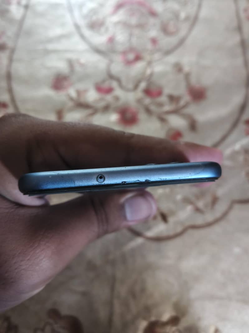 Huawei Nova 2 Plus 4