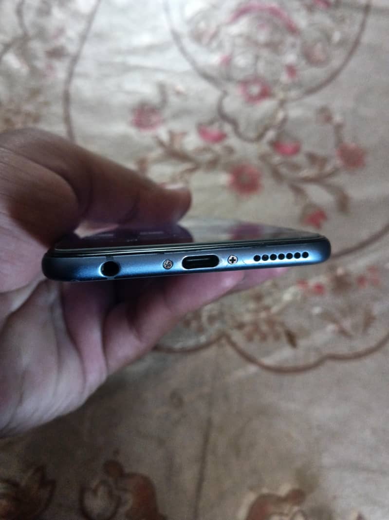 Huawei Nova 2 Plus 5