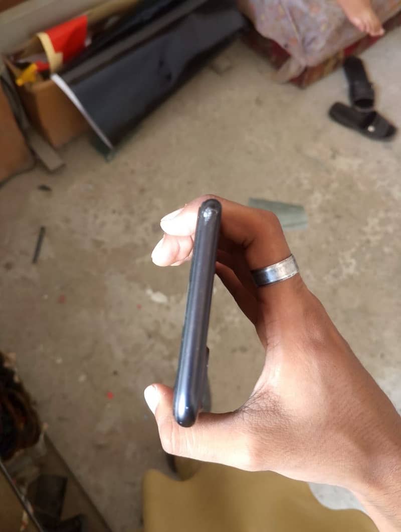 Apple iPhone 7 Plus 4