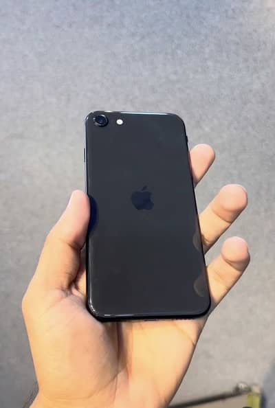 Apple iPhone SE