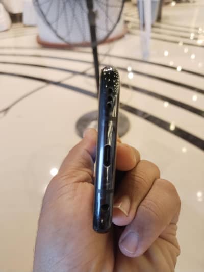 LG G8 ThinQ