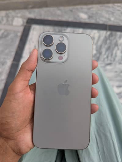 Apple iPhone 15 Pro Max