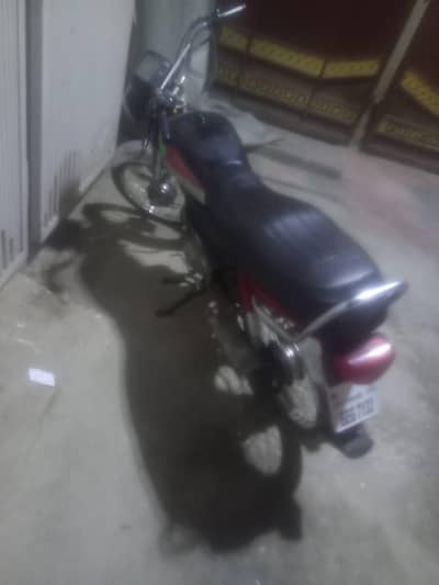 Only contact on whatsapp Just like new contact no 03145065986