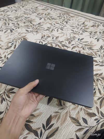 Surface Laptop 4 i5 11th Gen 8GM Ram 512GB NVMe