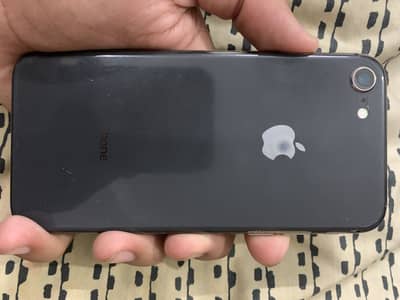 Apple iPhone 8