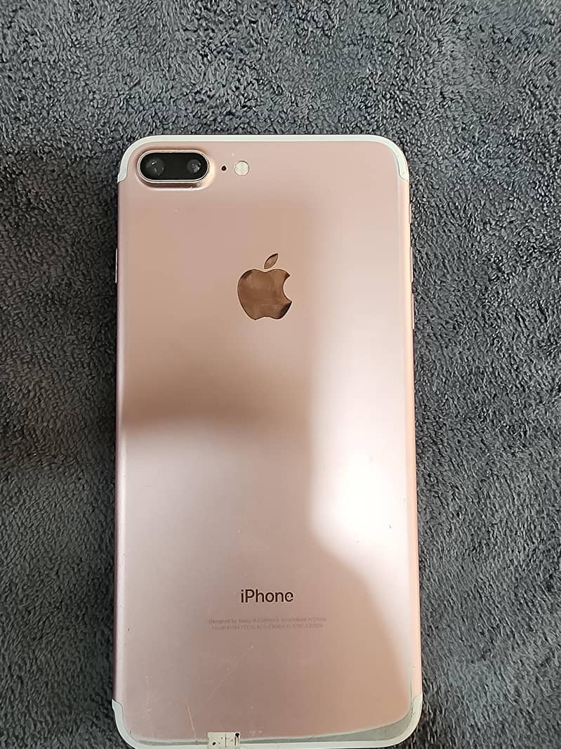 Apple iPhone 8 Plus 0