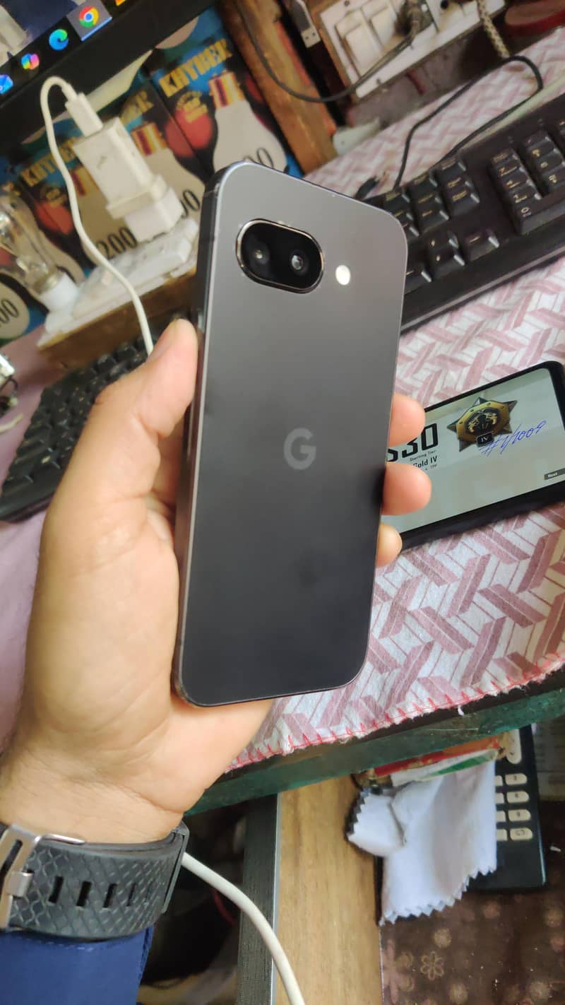 Google Pixel 9A 3