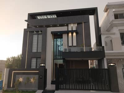 10 Marla Luxury House For Sale in Citi Housing