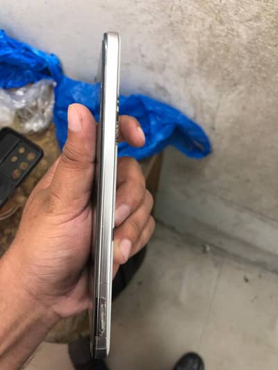 Vivo Y29