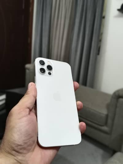 12 pro pta oky 512 gb 81 batry