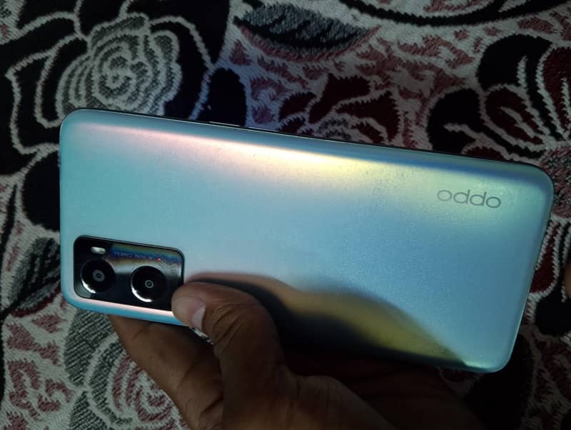 OPPO A76 7