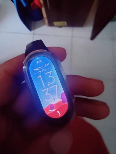 selling mi band 8 in gr8 condition