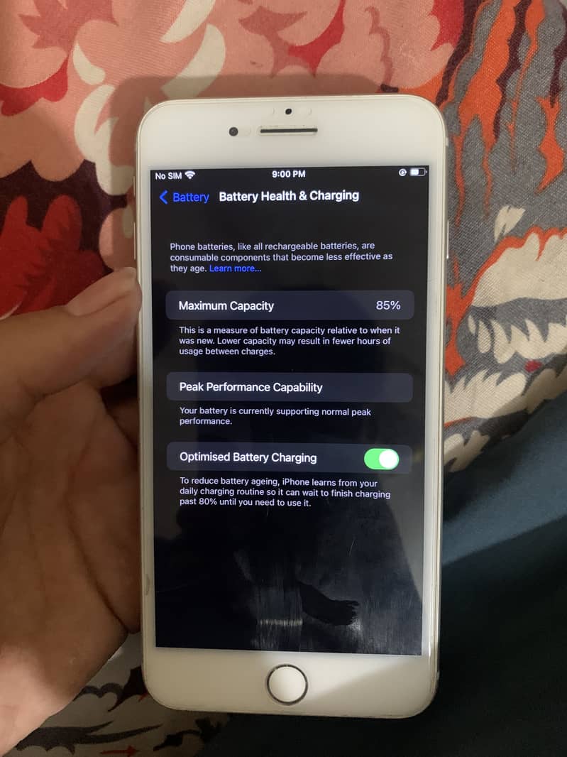 Apple iPhone 8 Plus 0
