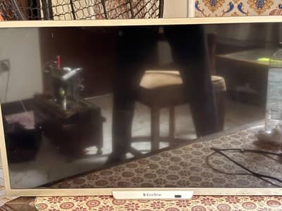 Ecostat LED TV 32" for sale