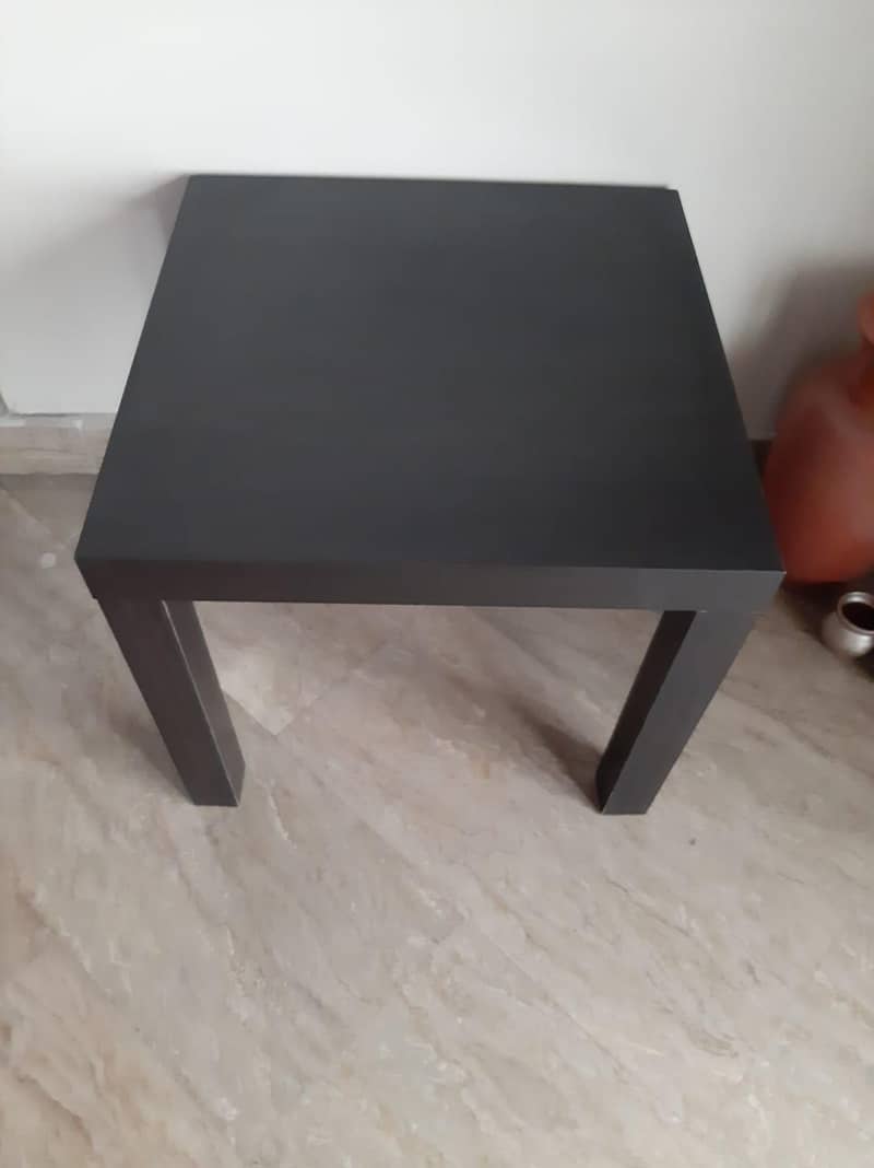 2 side tables 1