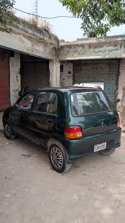 Kore 2000 model AC ki gas gas dalne wali hai power window
