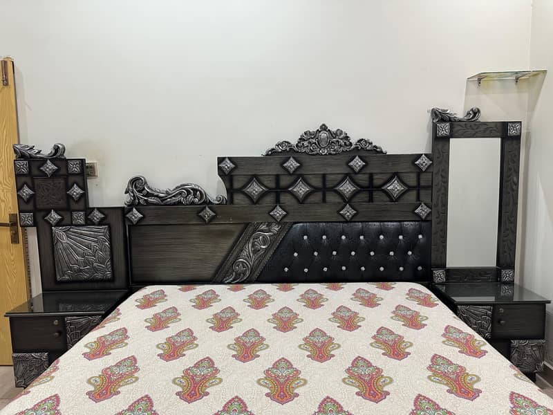 King Bed 1