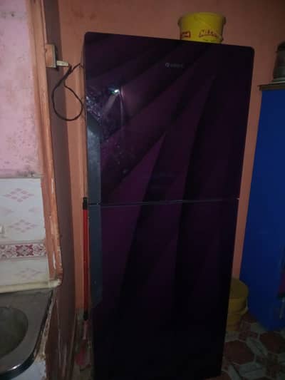 Gree Xil Glass Door Refrigerator – Excellent Condition